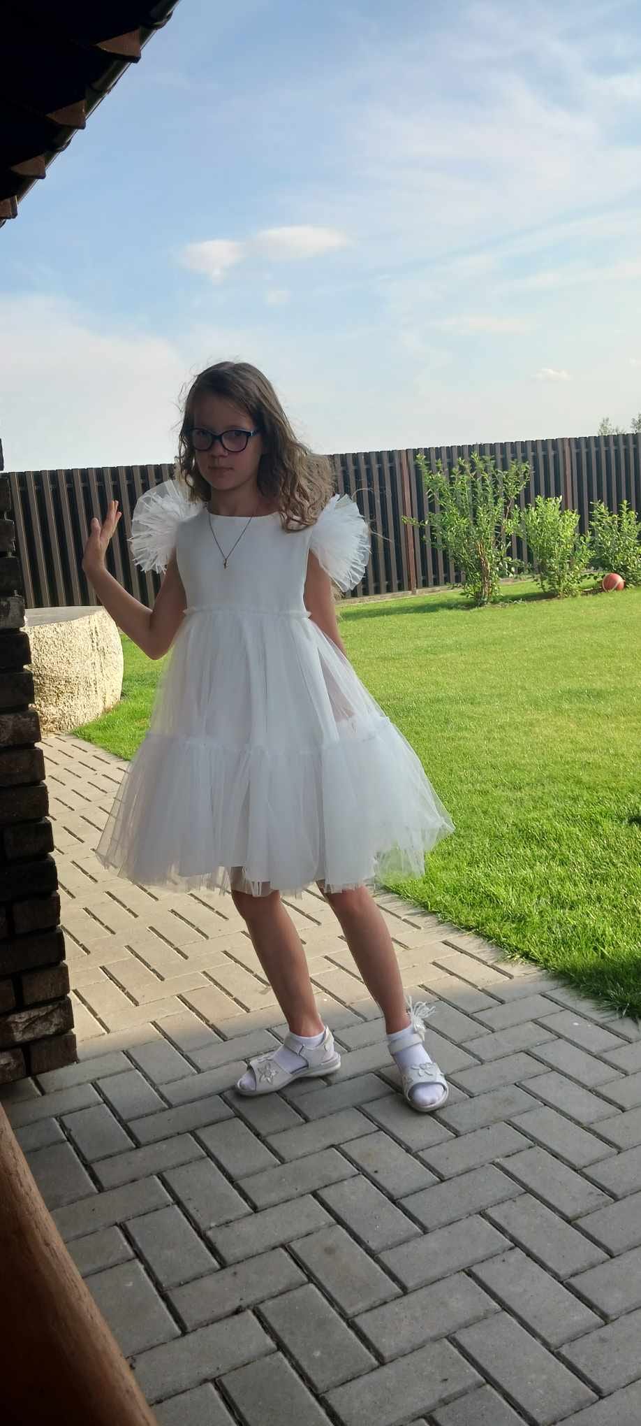 Pirmos Komunijos suknelė mergaitei